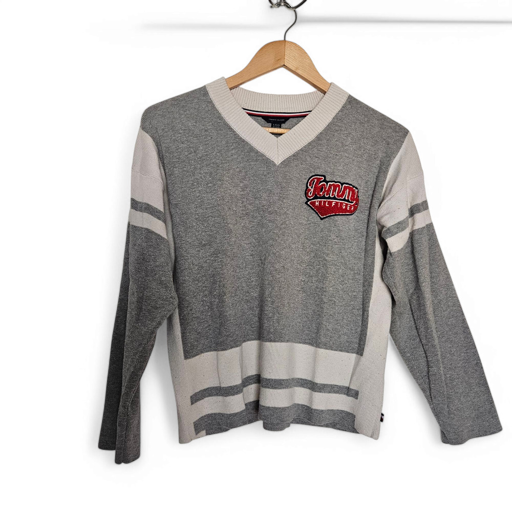 Tommy Hilfiger Girls Gray Knit V-Neck Patch Logo Academia Sweater Size L (12-14)